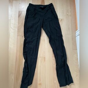 Mountain Hardwear Dynama black pants size XS